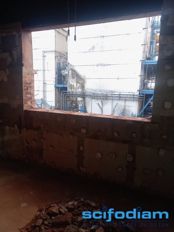 Sciage et renforcement d’ouvertures sur un site industriel à Dunkerque (59)